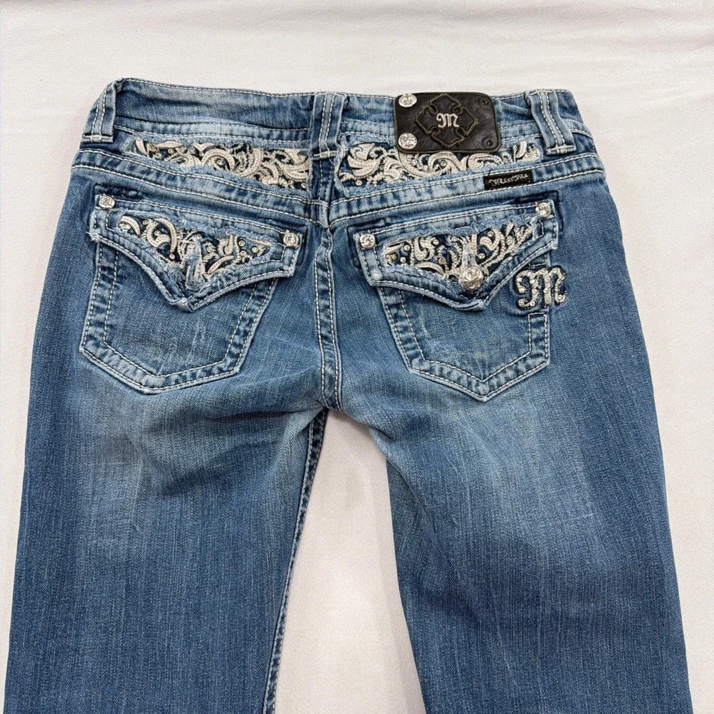 Miss Me Jeans Easy Boot Embroidered Rhinestone Blue Denim Womens 27